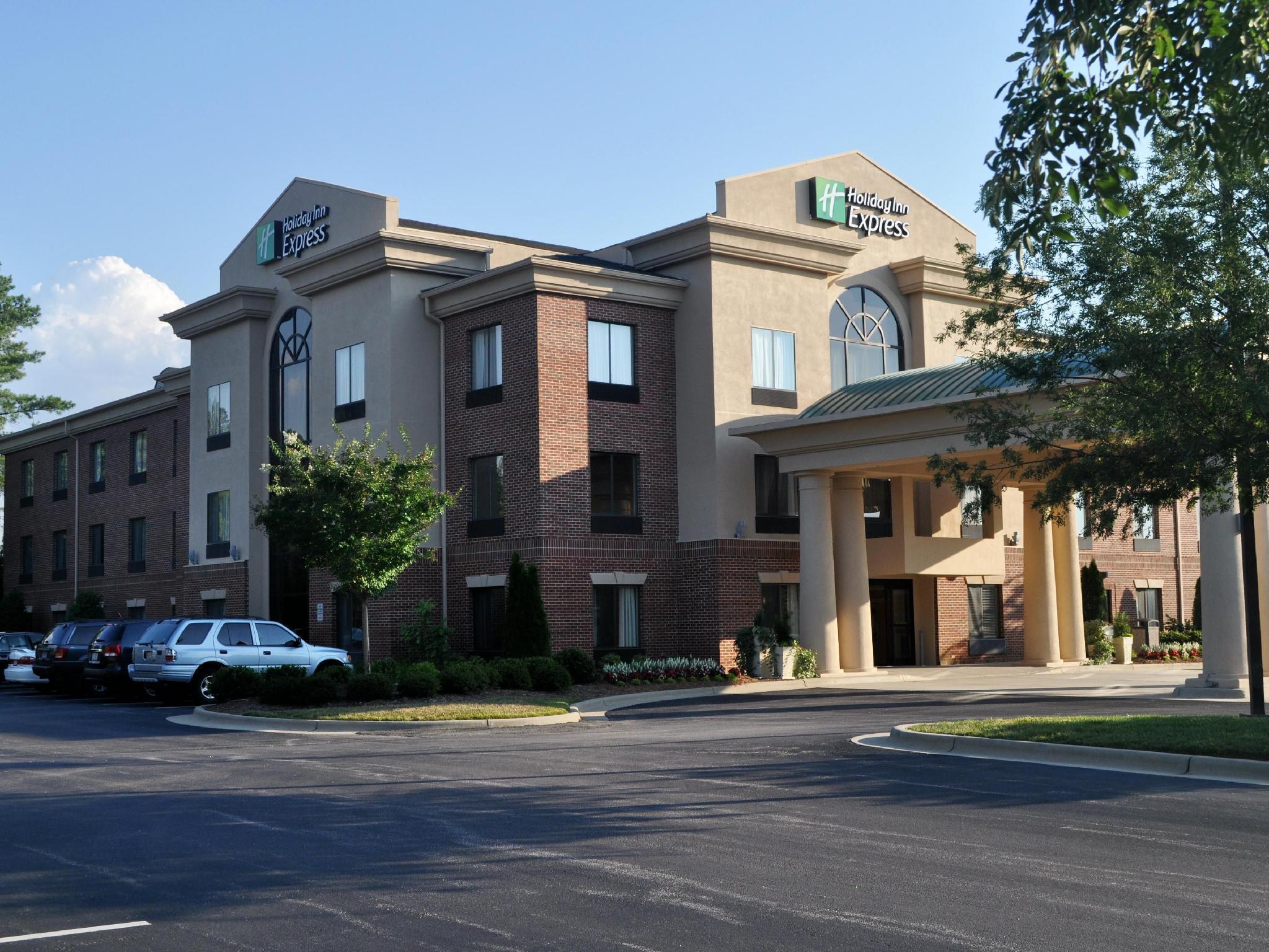 Holiday Inn Express Hotel & Suites Raleigh North - Wake Forest By Ihg Exterior photo