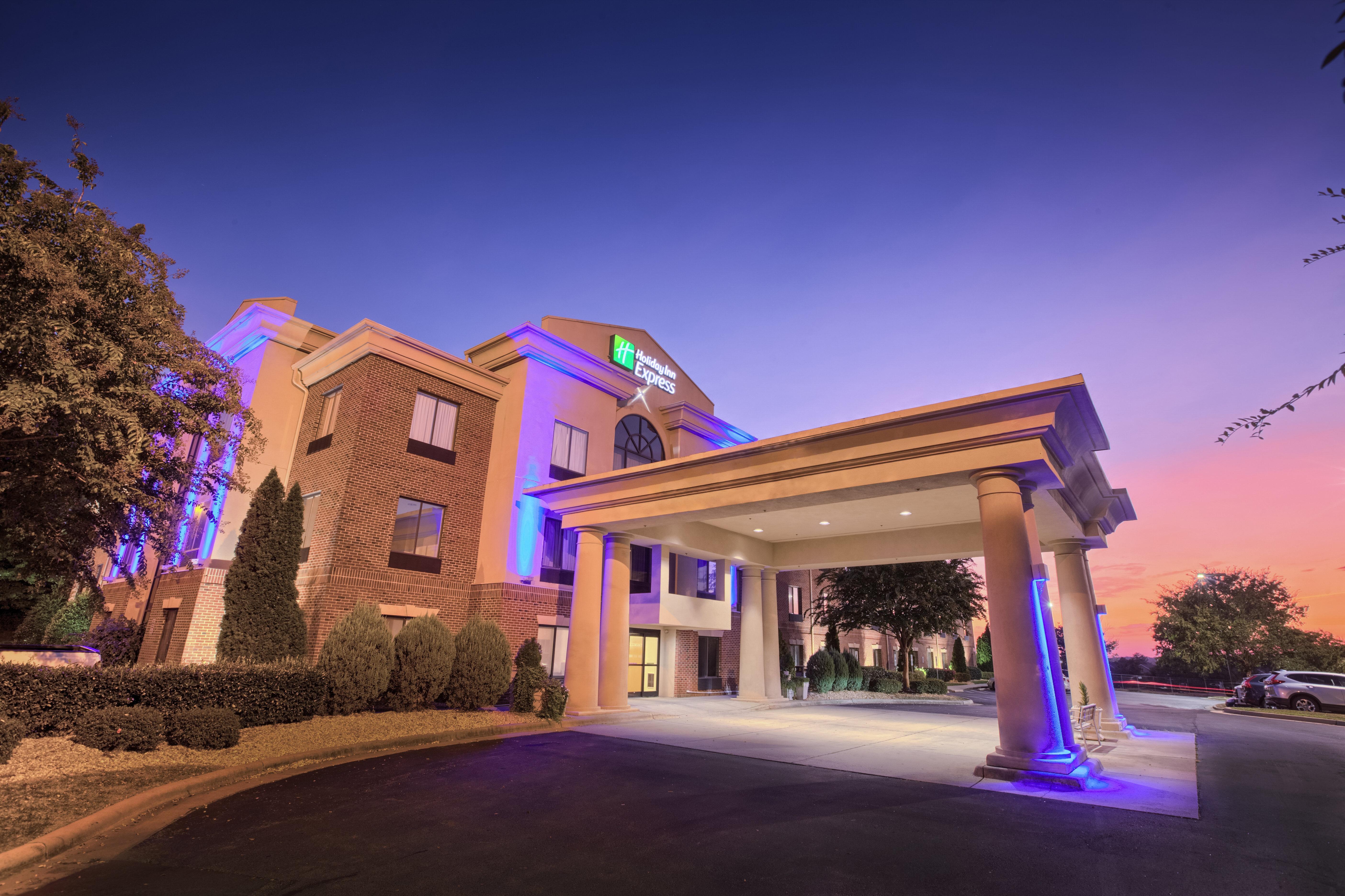 Holiday Inn Express Hotel & Suites Raleigh North - Wake Forest By Ihg Exterior photo
