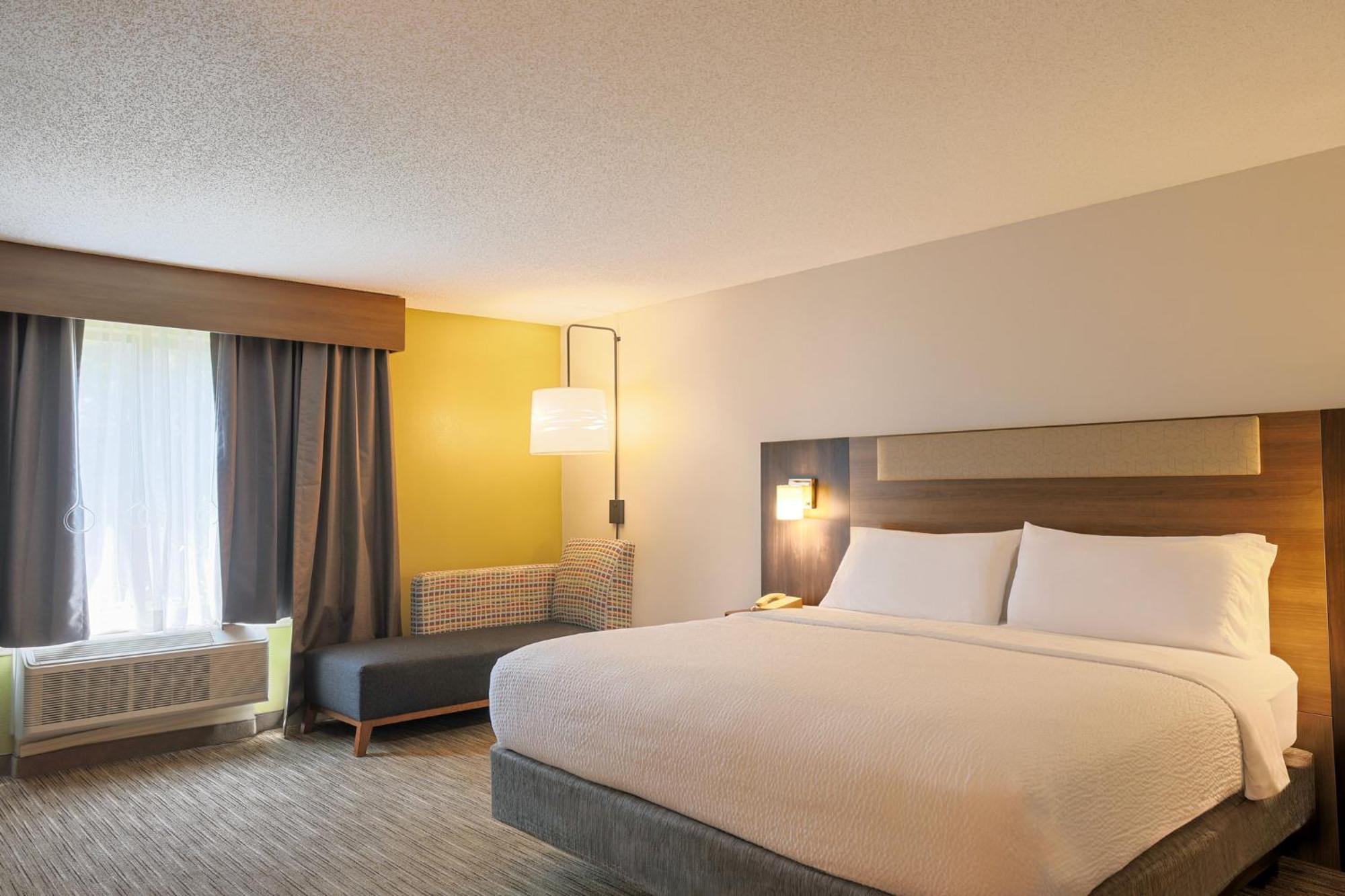 Holiday Inn Express Hotel & Suites Raleigh North - Wake Forest By Ihg Exterior photo