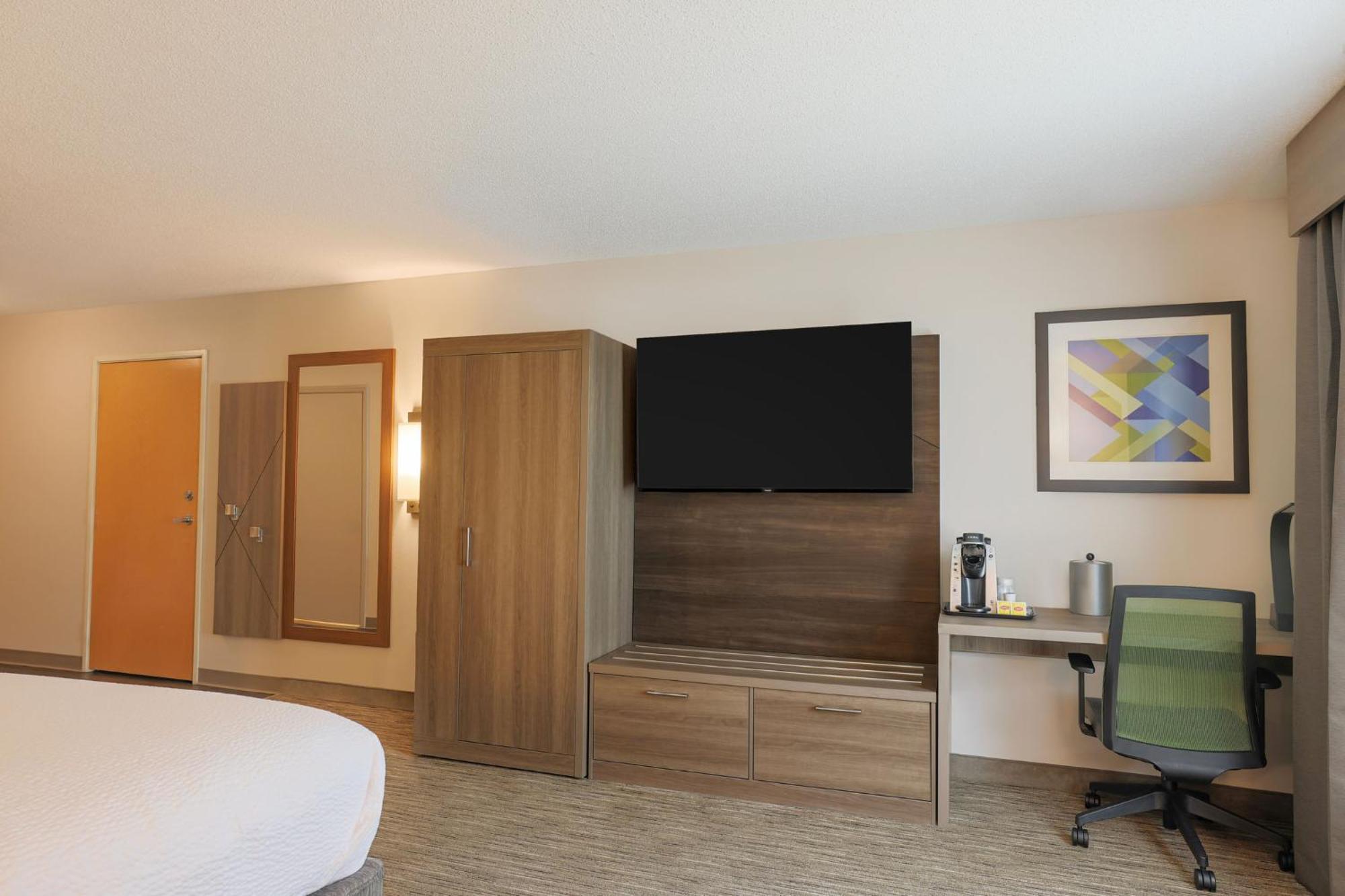 Holiday Inn Express Hotel & Suites Raleigh North - Wake Forest By Ihg Exterior photo