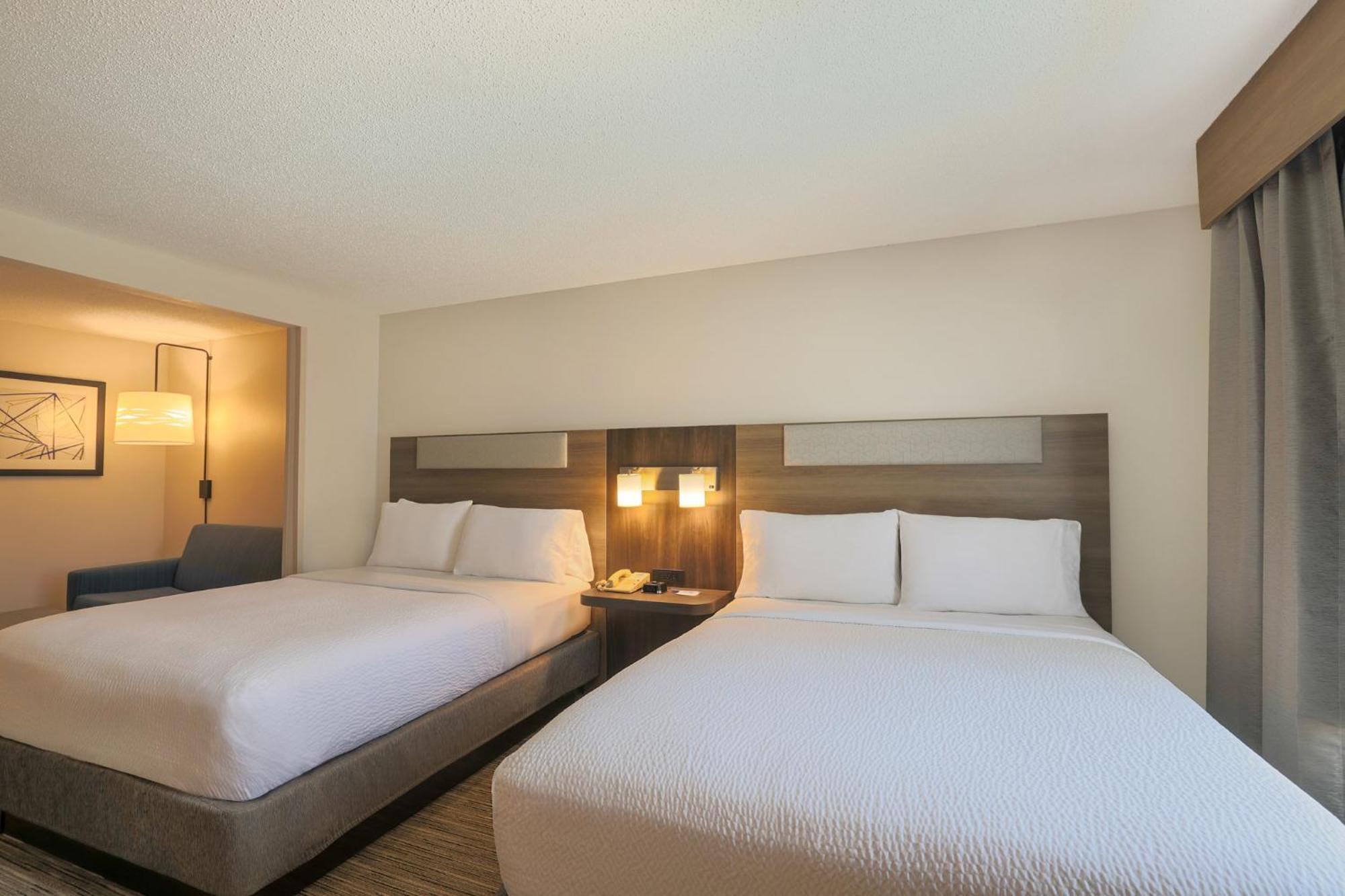 Holiday Inn Express Hotel & Suites Raleigh North - Wake Forest By Ihg Exterior photo
