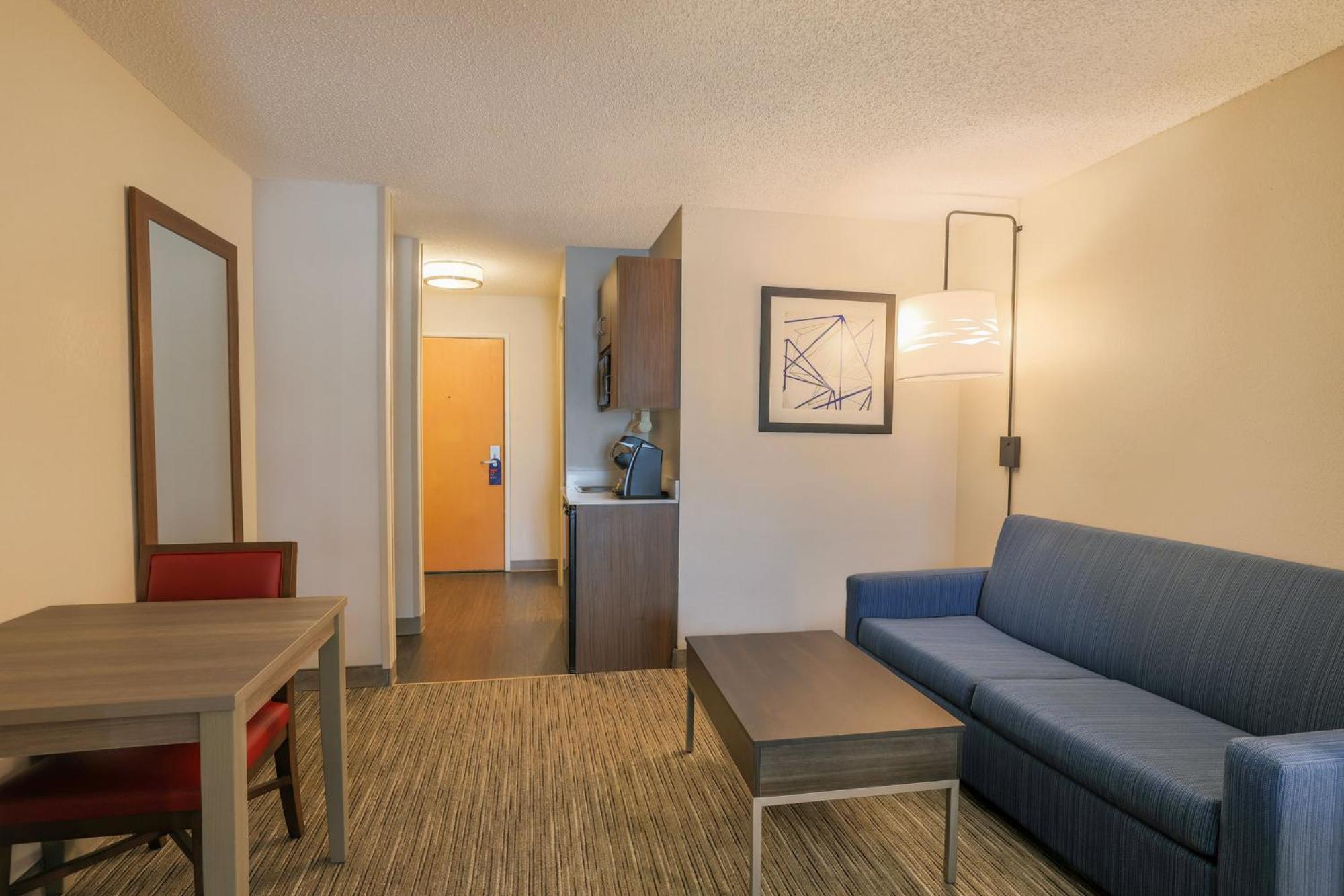 Holiday Inn Express Hotel & Suites Raleigh North - Wake Forest By Ihg Exterior photo