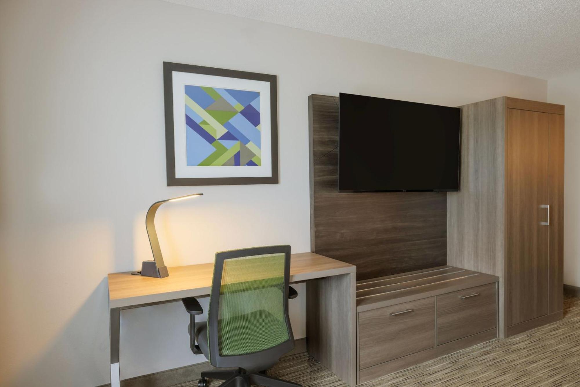 Holiday Inn Express Hotel & Suites Raleigh North - Wake Forest By Ihg Exterior photo